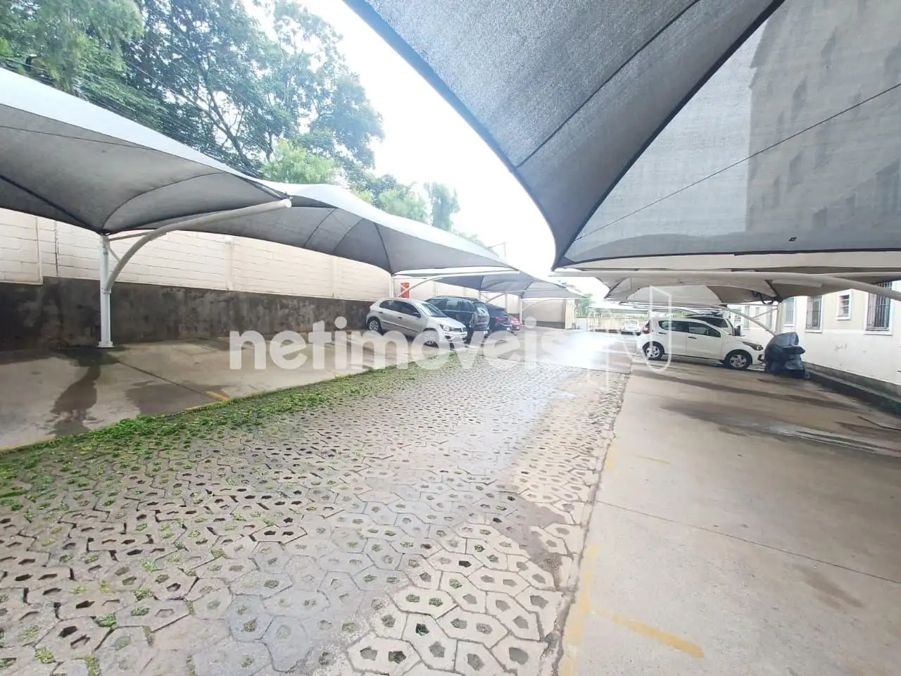 Prédio - Vaga de garagem