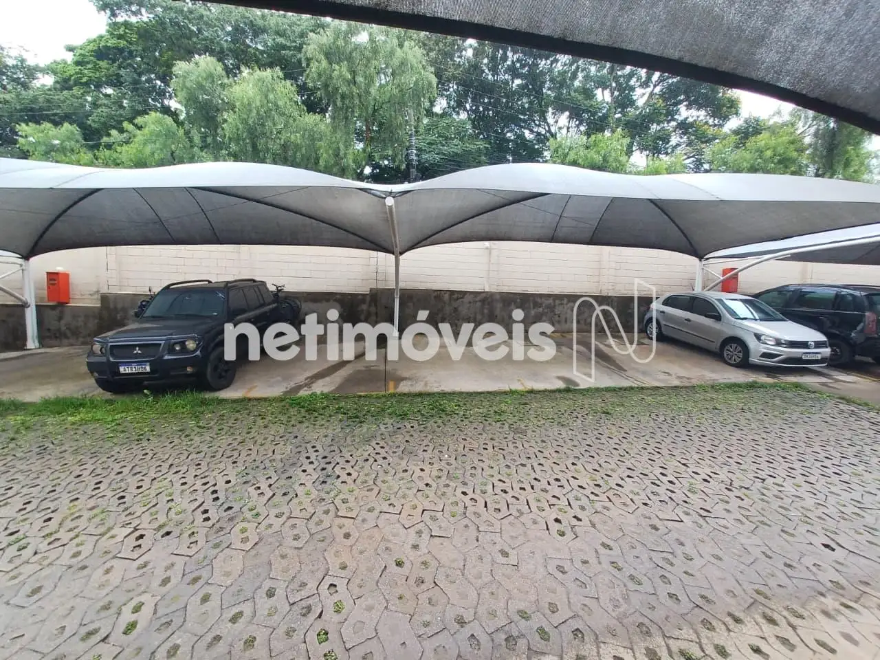 Prédio - Vaga de garagem