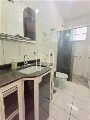BANHEIRO SOCIAL 