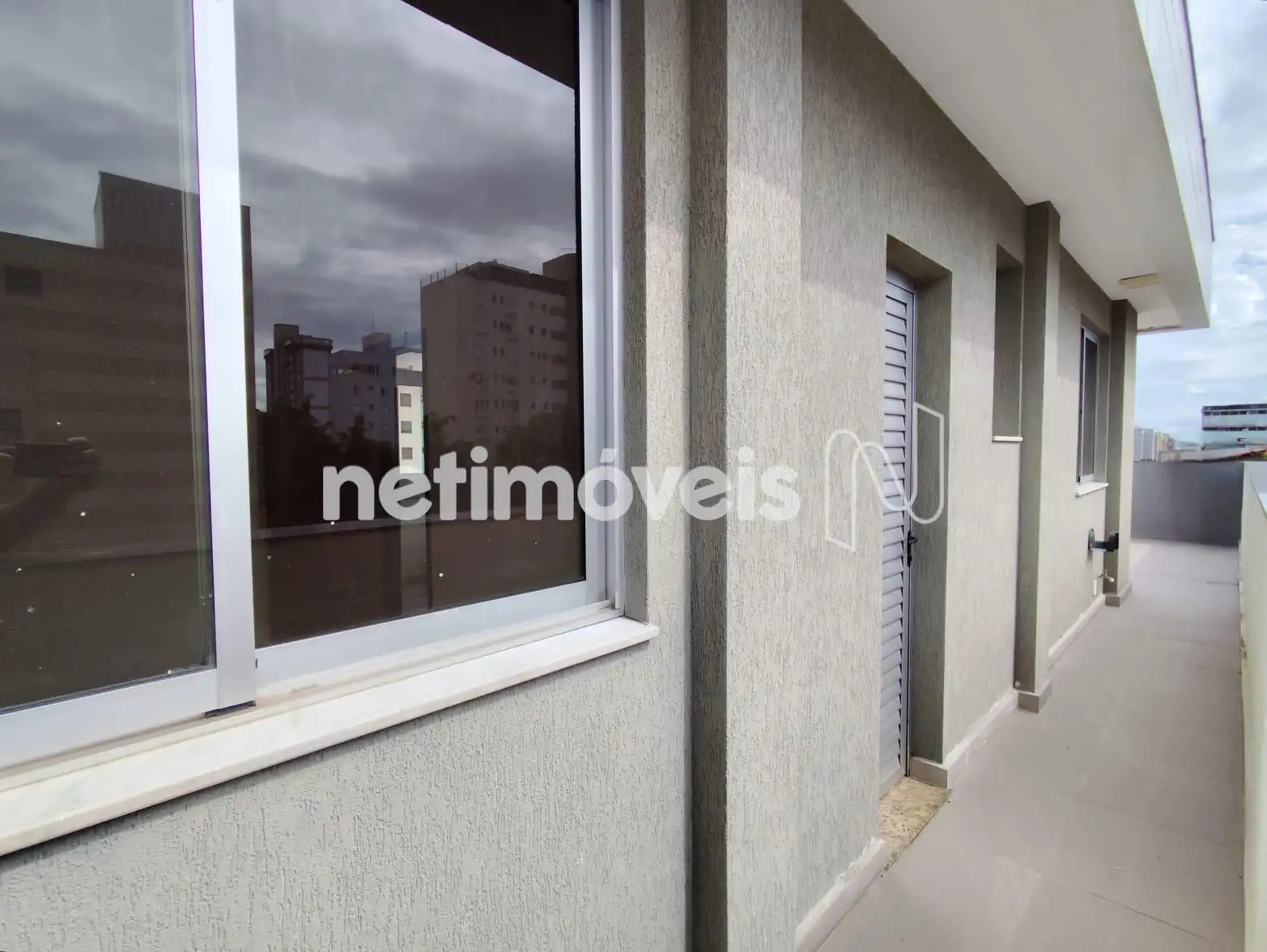 Lateral direita Cobertura
