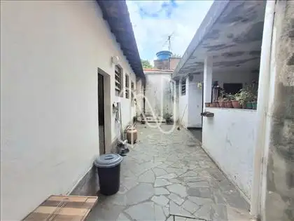 Área externa fundos 