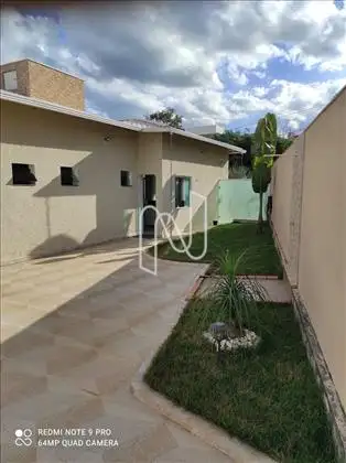 Lateral casa 