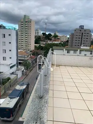 Terraço - Vista para Rua 