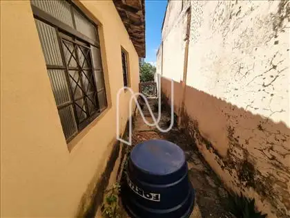  Quintal  Fundos 