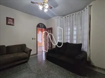 Sala - 02° Nível