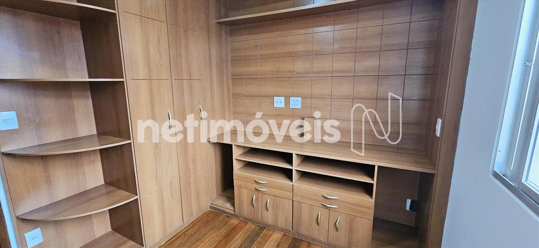 Quarto 01