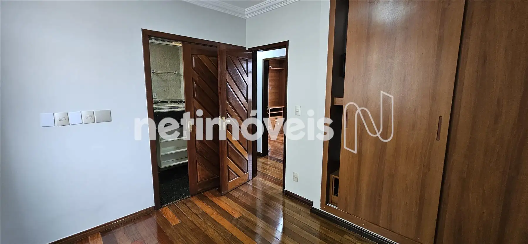 Quarto Casal