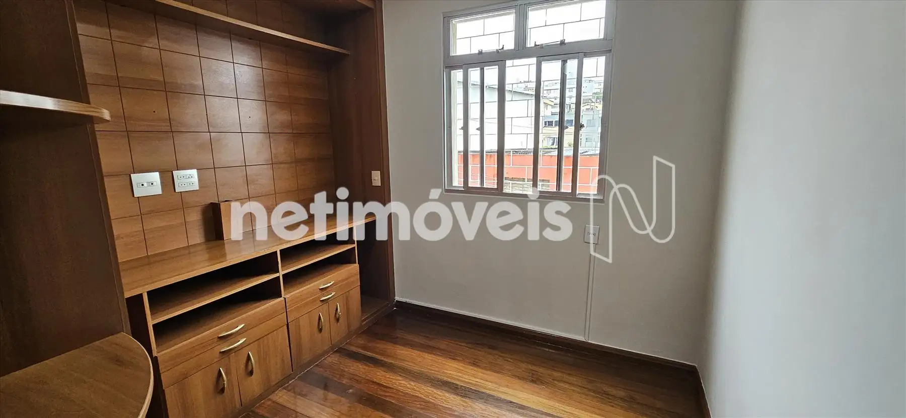 Quarto 01