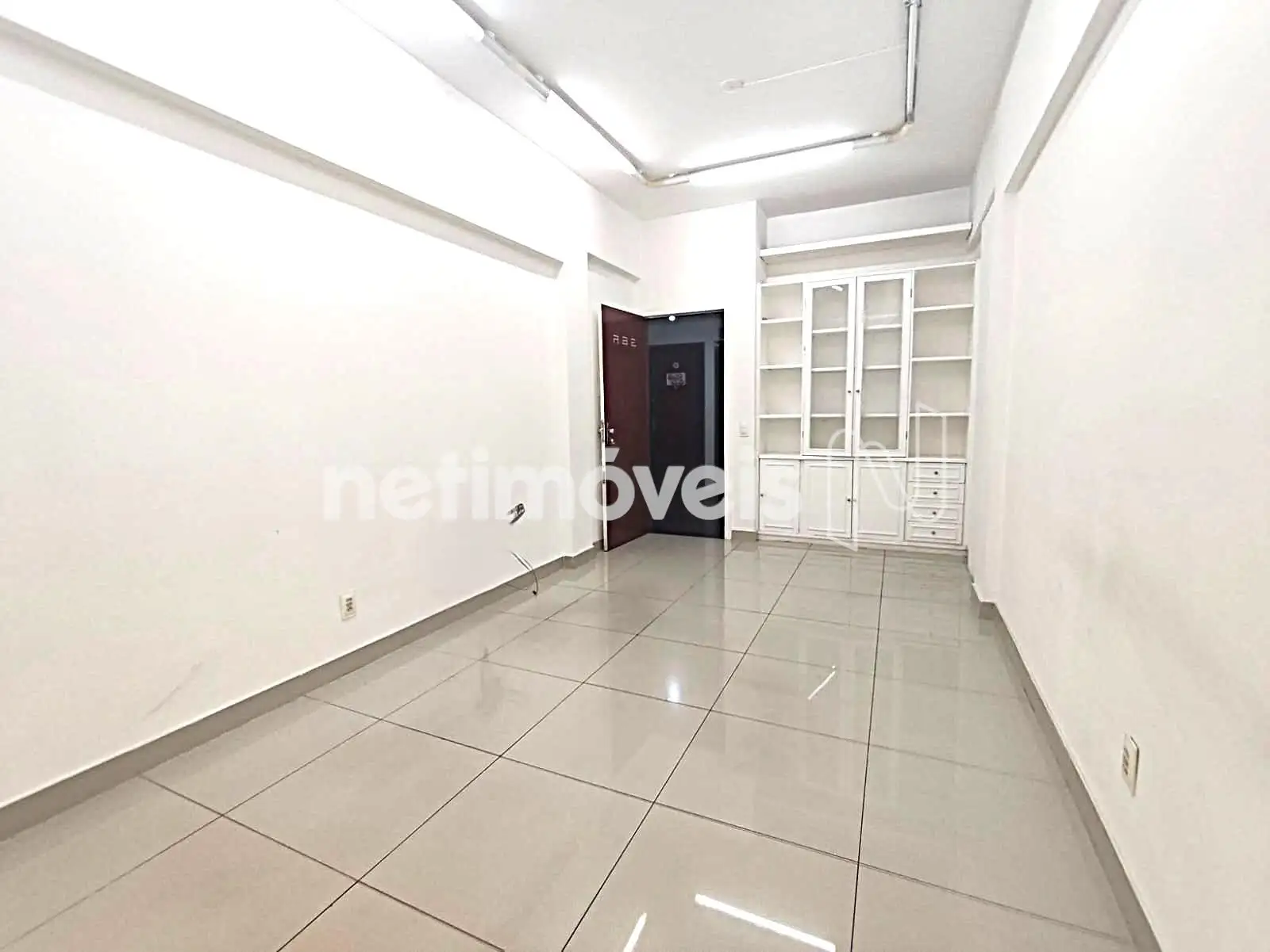 SALA  E ARMÁRIO