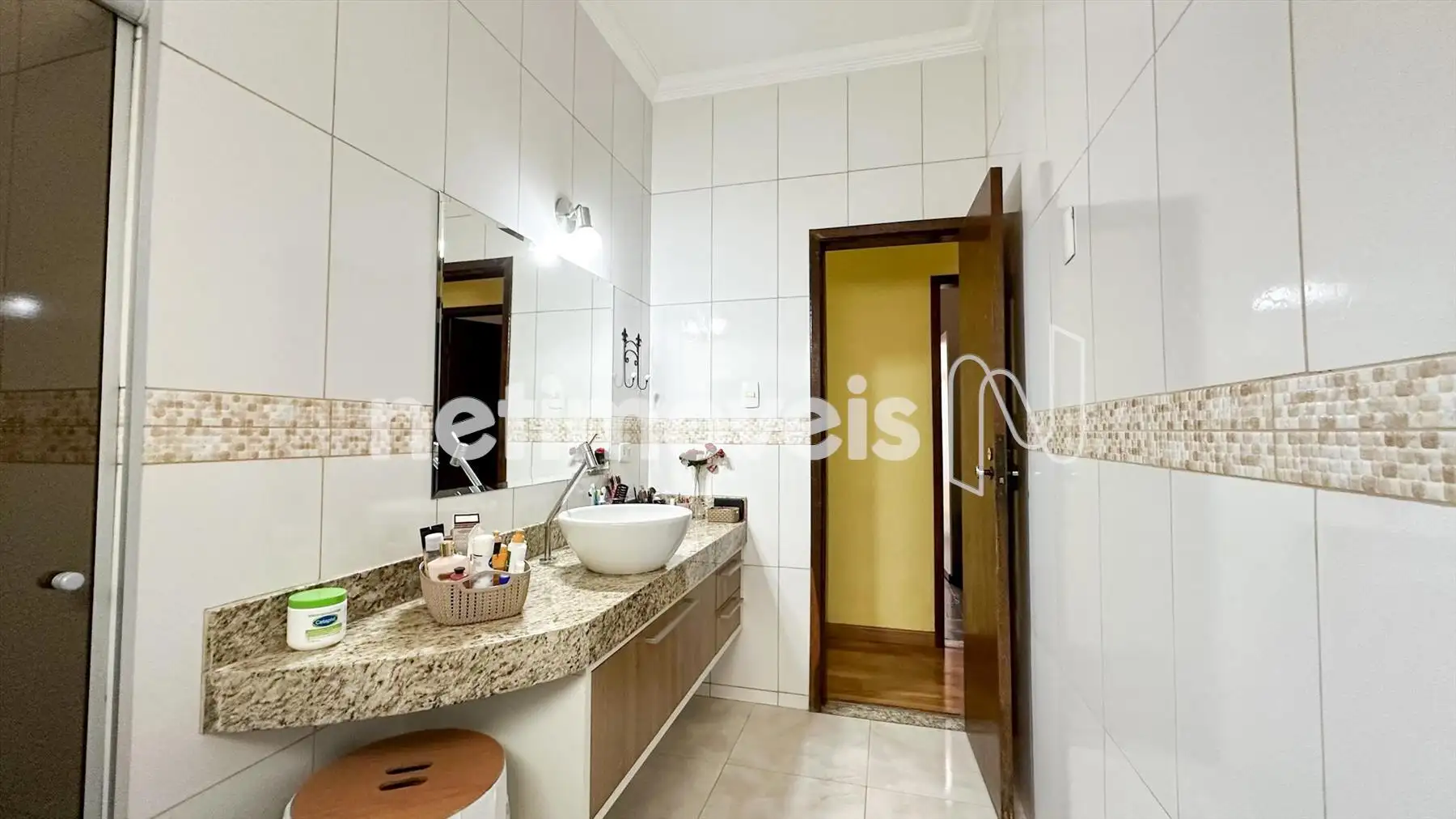 Banheiro social - 02 casa