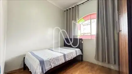  Quarto 02 - 02 casa  