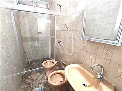 Banheiro segundo nível 