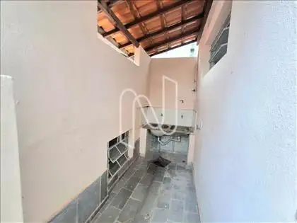 ÁREA DE SERVIÇO 