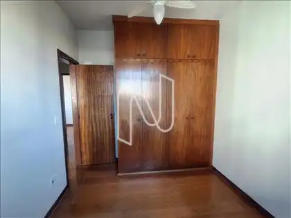 Quarto 2 (Outro Ângulo) 