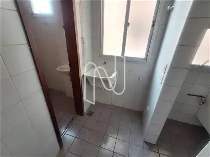  Área de Serviços