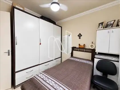 Quarto Casal