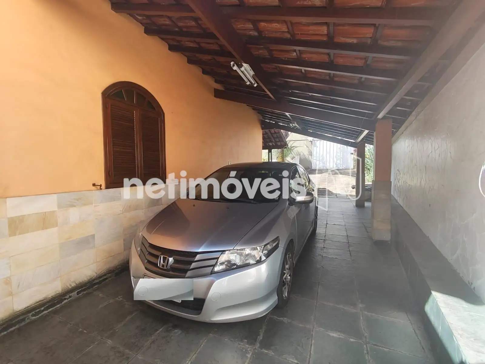 VAGAS DE GARAGEM