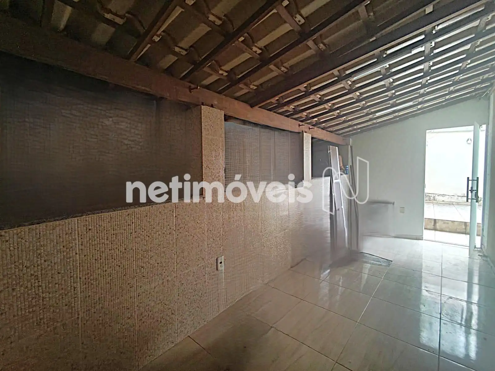 ÁREA PRIVATIVA COBERTA