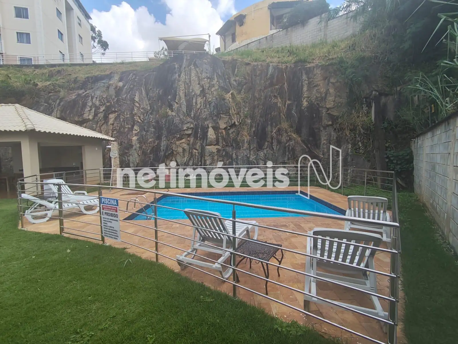 ÁREA DE LAZER (PISCINA, ESPAÇO GOURMET)