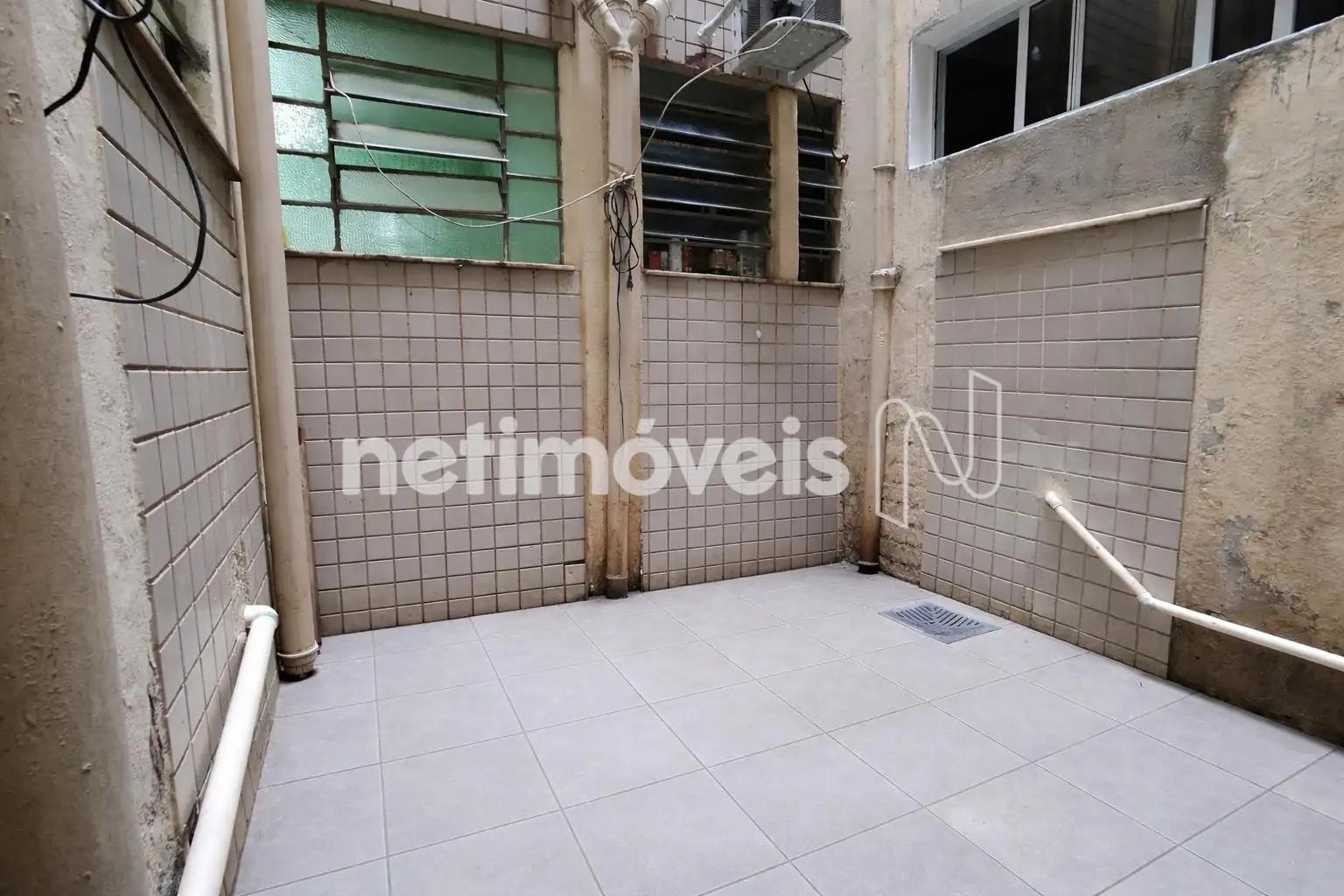 Air Shaft (Editada com IA)