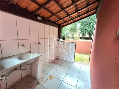 ÁREA DE SERVIÇOS 