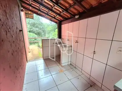  ÁREA DE SERVIÇOS