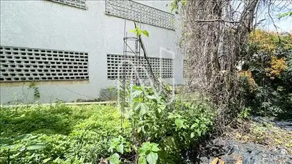 Lateral do terreno 