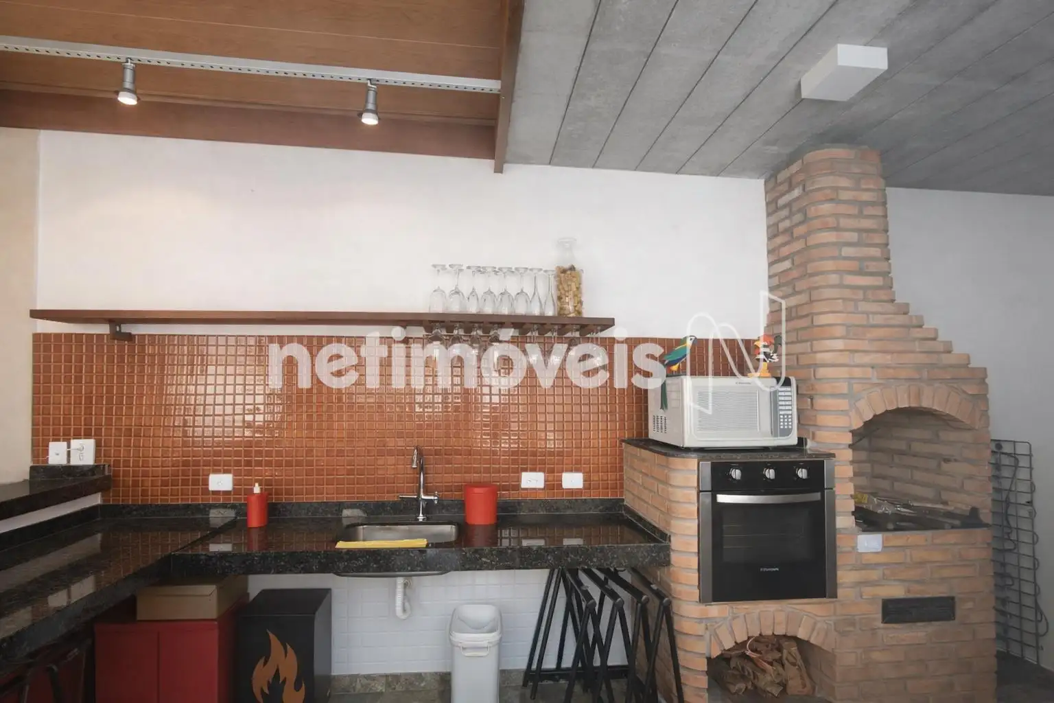 COZINHA AMERICANA, CHURRASQUEIRA 