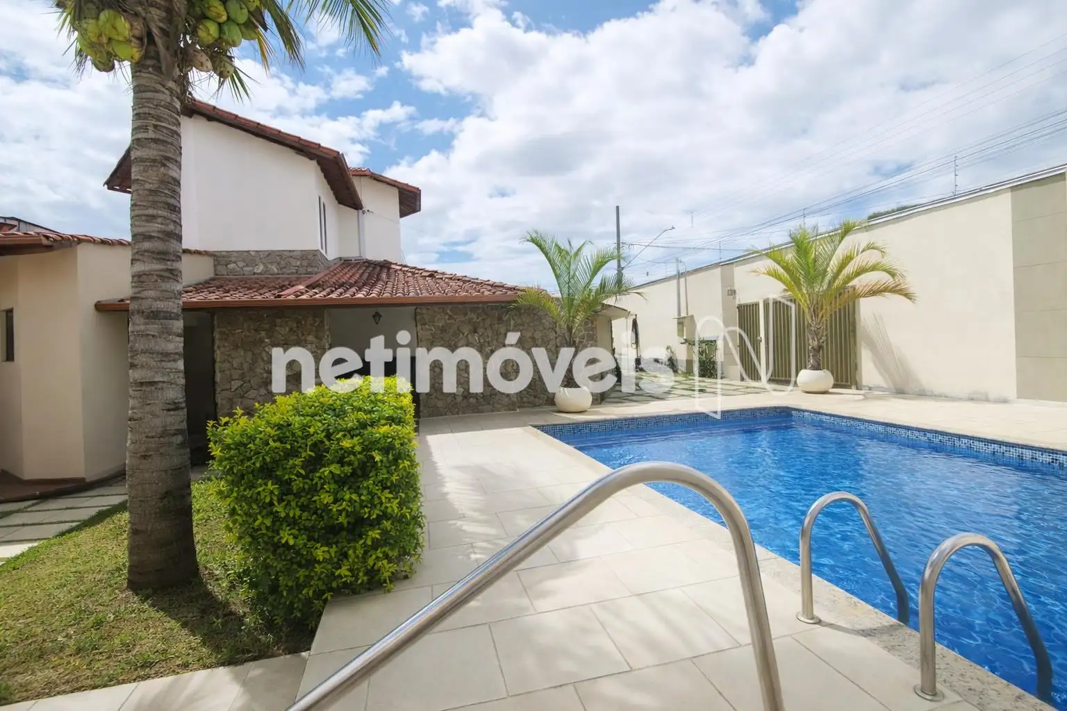 ÁREA DE LAZER DA CASA