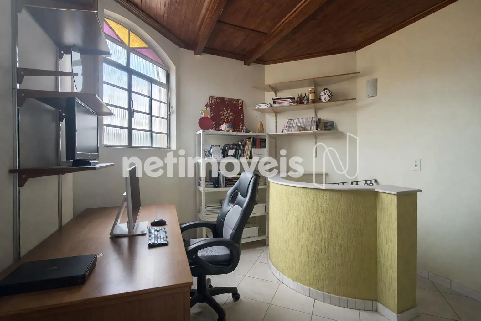 SALETA 2° NÍVEL / ESCRITÓRIO