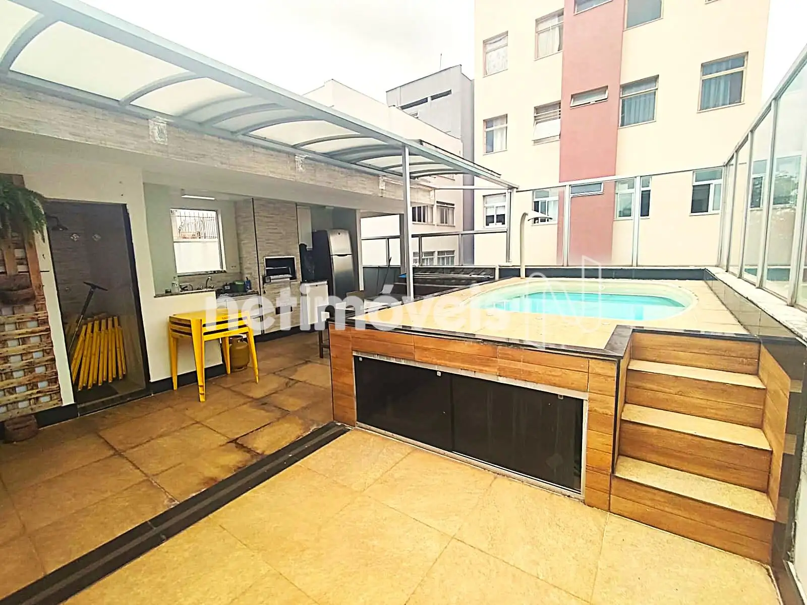 Cobertura / Piscina