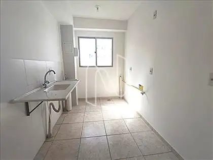 COZINHA E ÁREA DE SERVIÇOS 