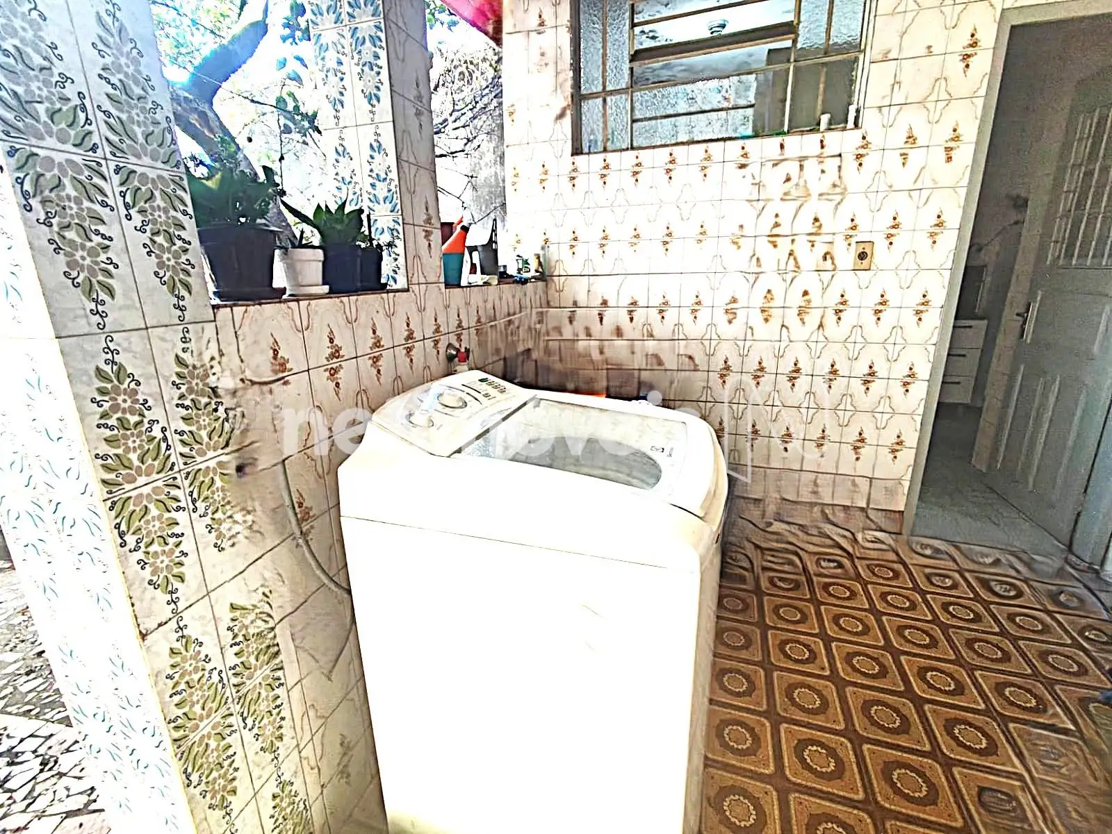 ÁREA DE SERVIÇOS