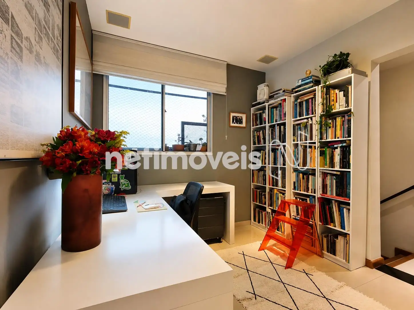 Sala - 02° Nível(Escritório)