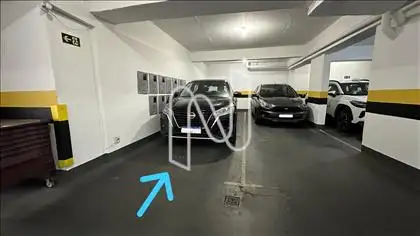 Prédio - Garagem 