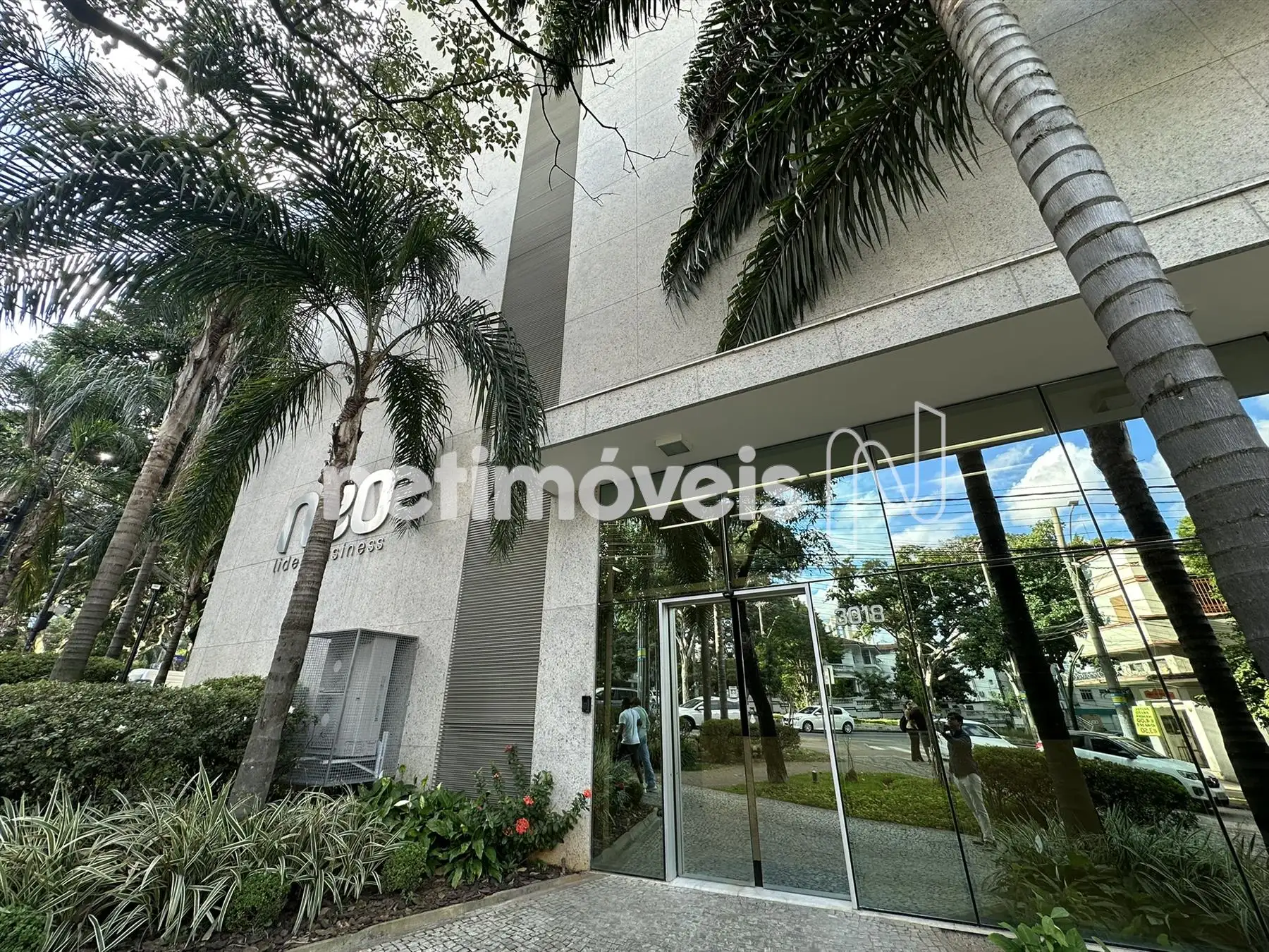 Sala para comprar com 73 m², 2 banheiros, 3 vagas em Rua dos Aimorés, Barro Preto, Belo Horizonte