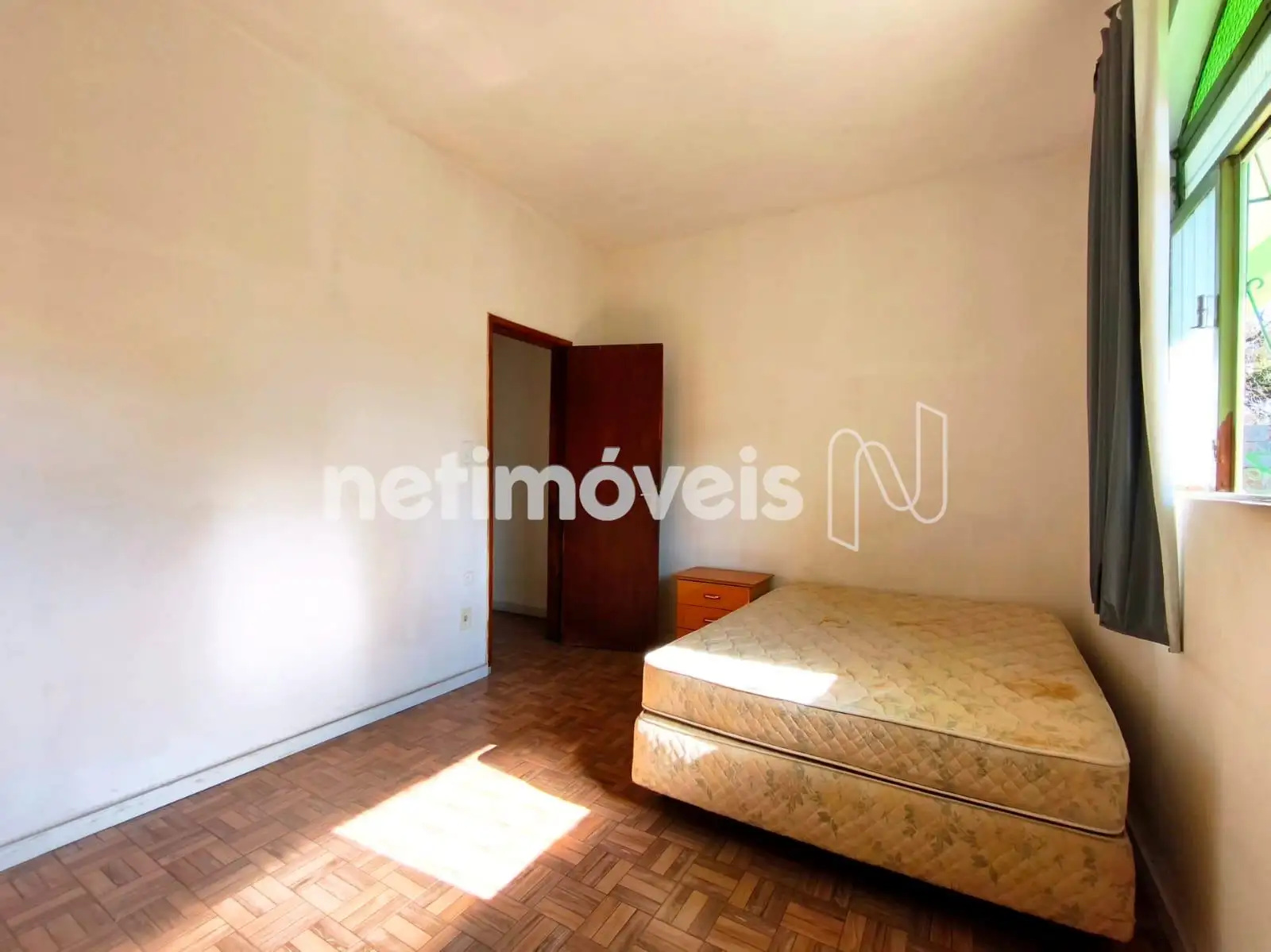 Quarto 01
