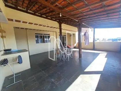 Varanda Fundos 