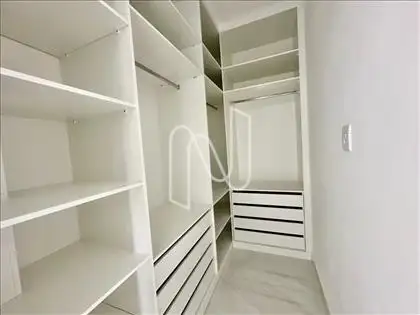 CLOSET - SUÍTE 