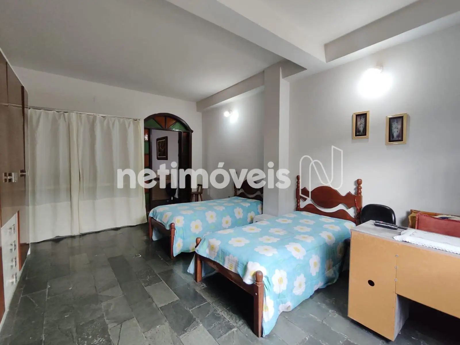 Quarto Fundos da Sala de Estar 