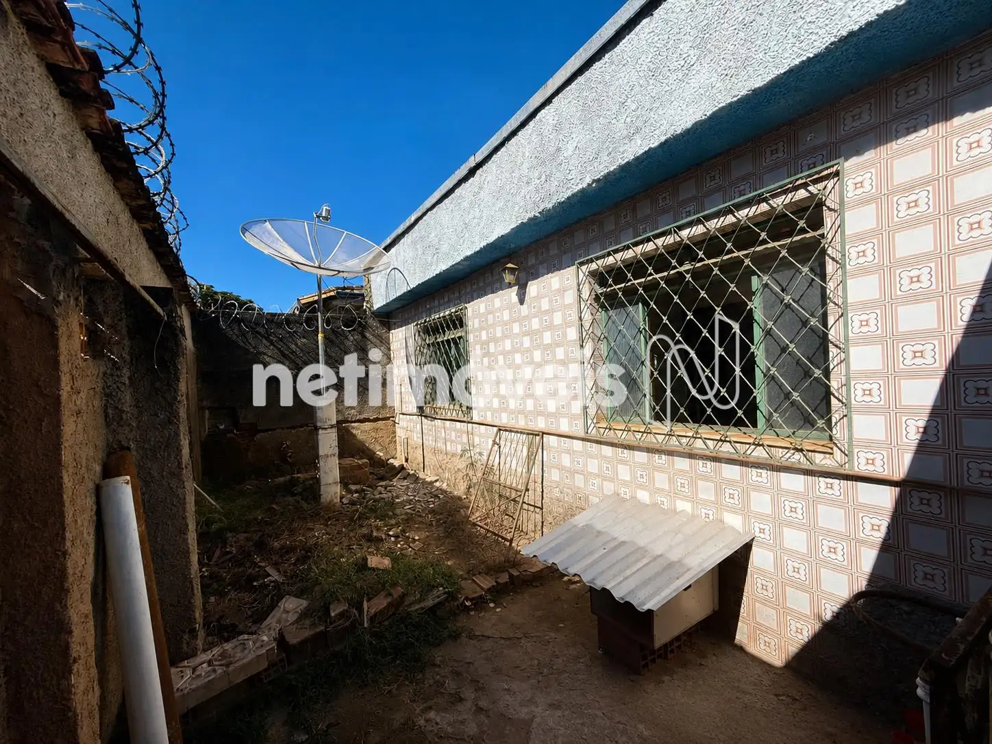 FRENTE DA CASA