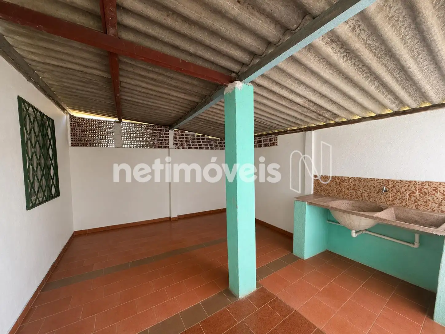 ÁREA DE SERVIÇOS DA CASA