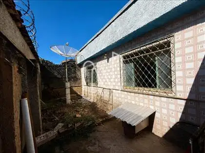  FRENTE DA CASA
