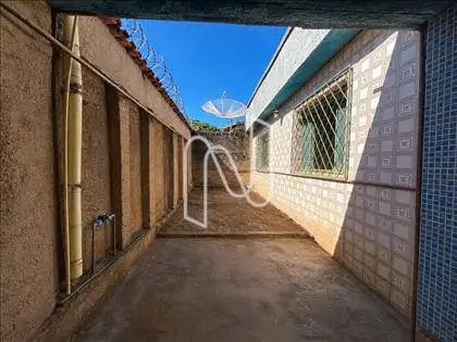  ÁREA EXTERNA DA CASA