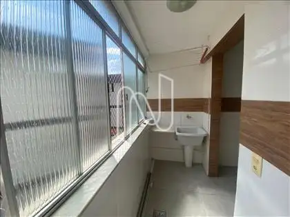 ÁREA DE SERVIÇO OUTRO ANGULO