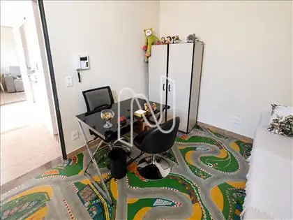   Quarto D.C.E - 02 - 01° Nível