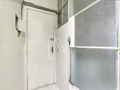 Área de Serviços