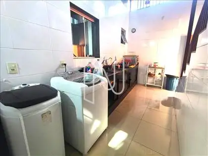  ÁREA DE SERVIÇOS