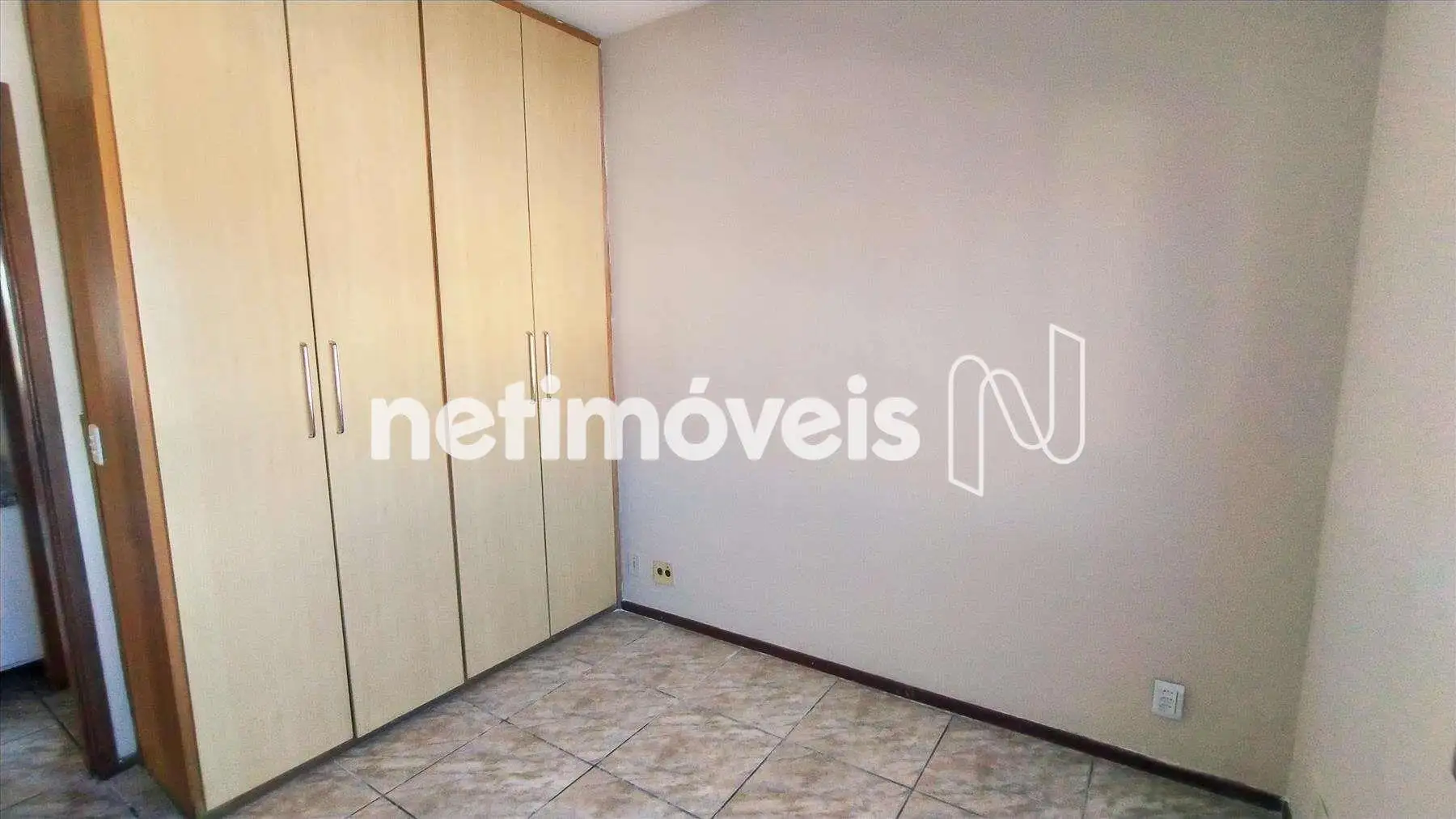 Quarto 01