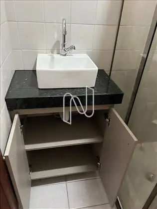 Armário do banheiro